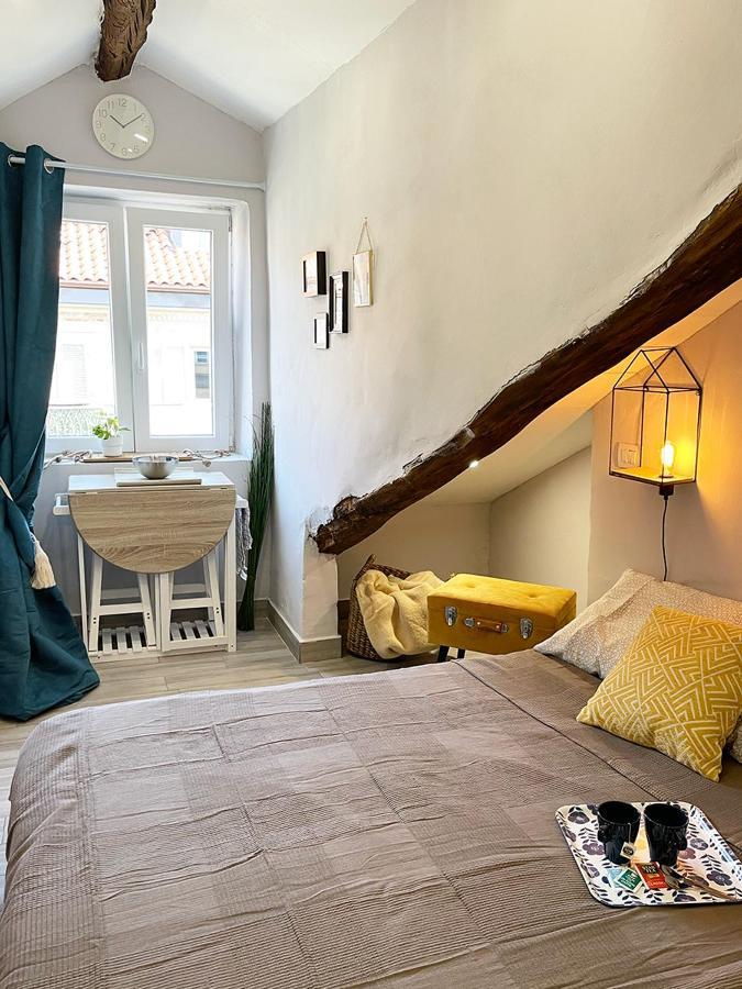 Italian Maison - Studio In The Heart Of Турин Экстерьер фото