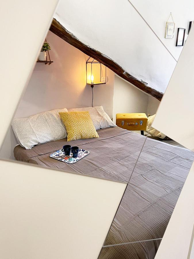 Italian Maison - Studio In The Heart Of Турин Экстерьер фото